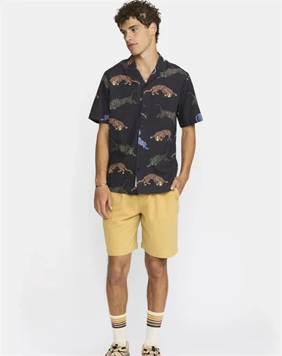 Revolution - Cuban Skjorte - Black